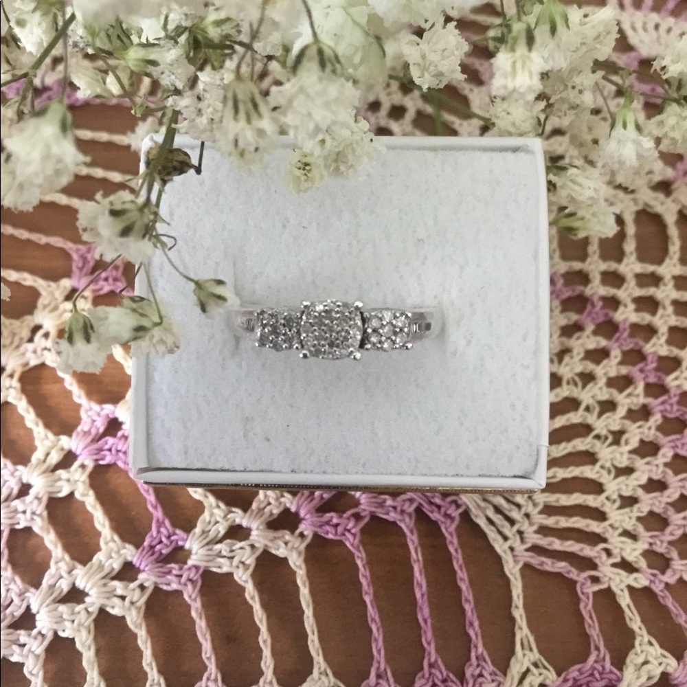 Gorgeous Sterling Silver & Diamonds😍